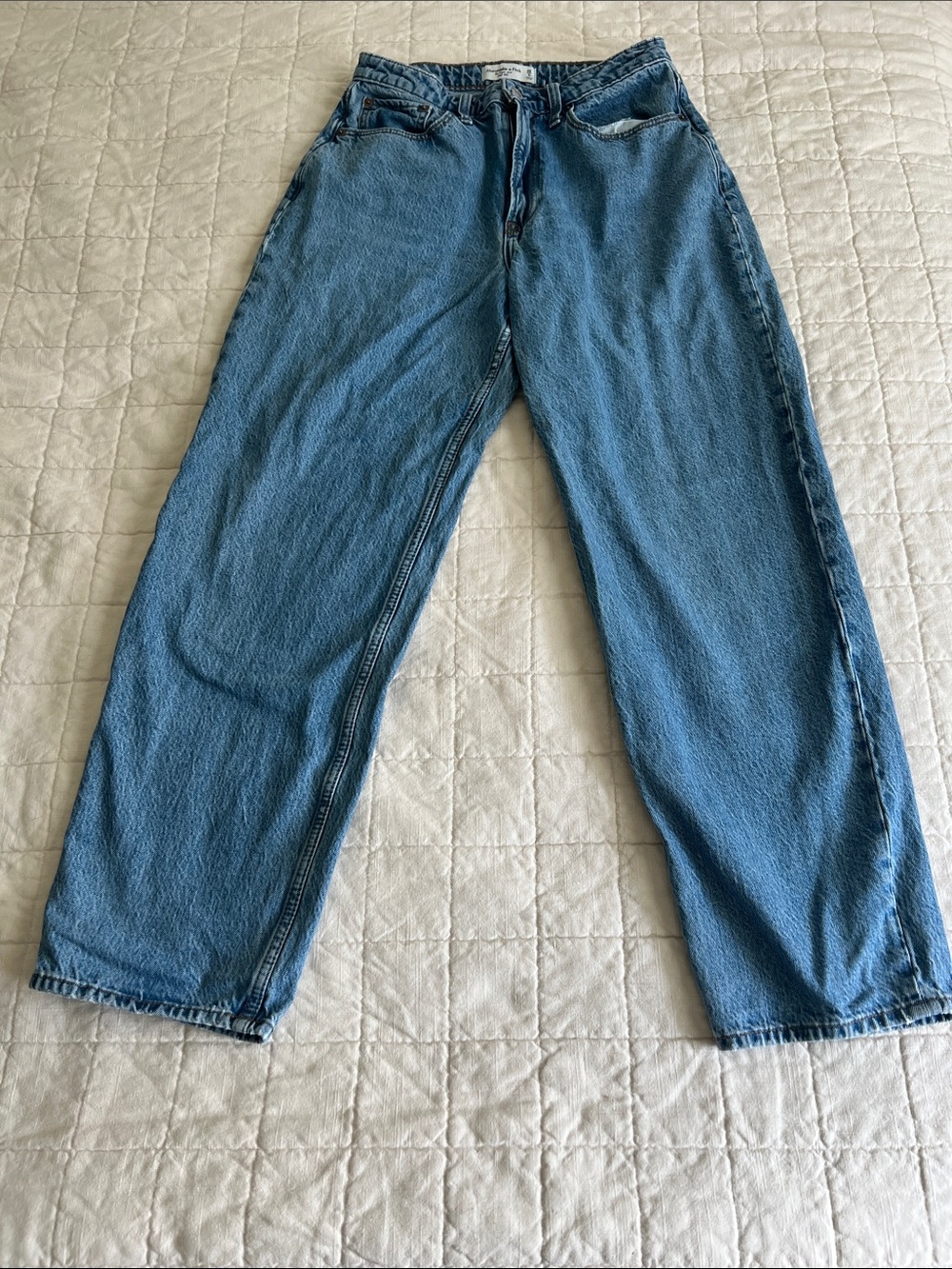 Abercrombie & Fitch Curve Love Tapered High Rise Jeans